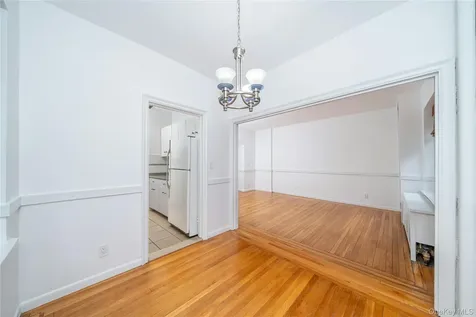 45 Pondfield Road W Bronxville NY 10708