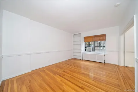 45 Pondfield Road W Bronxville NY 10708