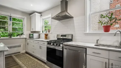 156 Forster Avenue Fleetwood NY 10552