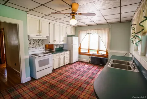 59 2nd Avenue Narrowsburg NY 12764