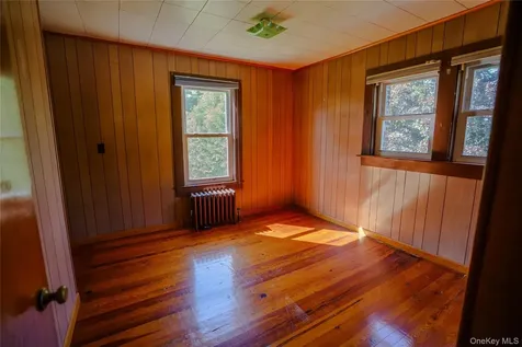 59 2nd Avenue Narrowsburg NY 12764