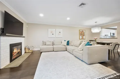 73 Greenway Lane Rye Brook NY 10573