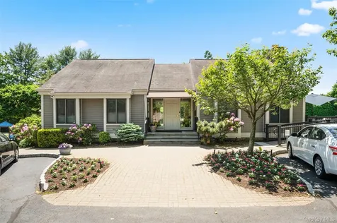 73 Greenway Lane Rye Brook NY 10573