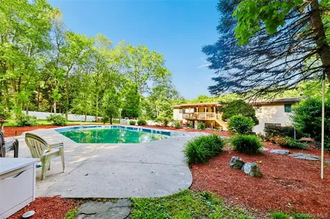 5 Shagbark Court New City NY 10956