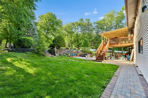 5 Shagbark Court New City NY 10956