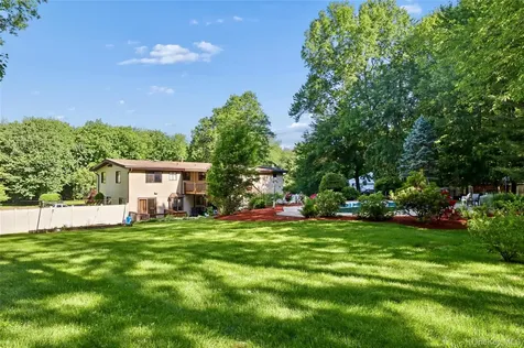5 Shagbark Court New City NY 10956