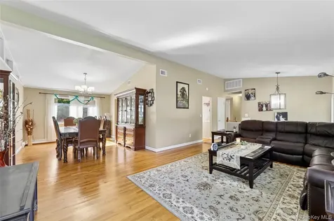 5 Shagbark Court New City NY 10956