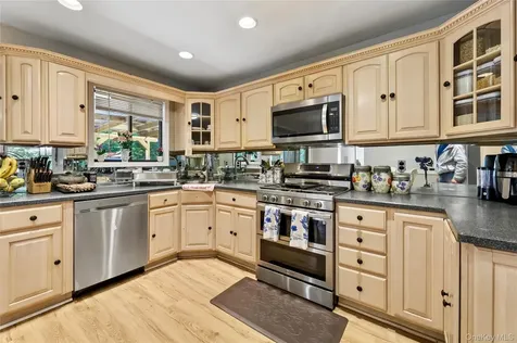 5 Shagbark Court New City NY 10956
