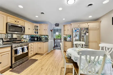5 Shagbark Court New City NY 10956