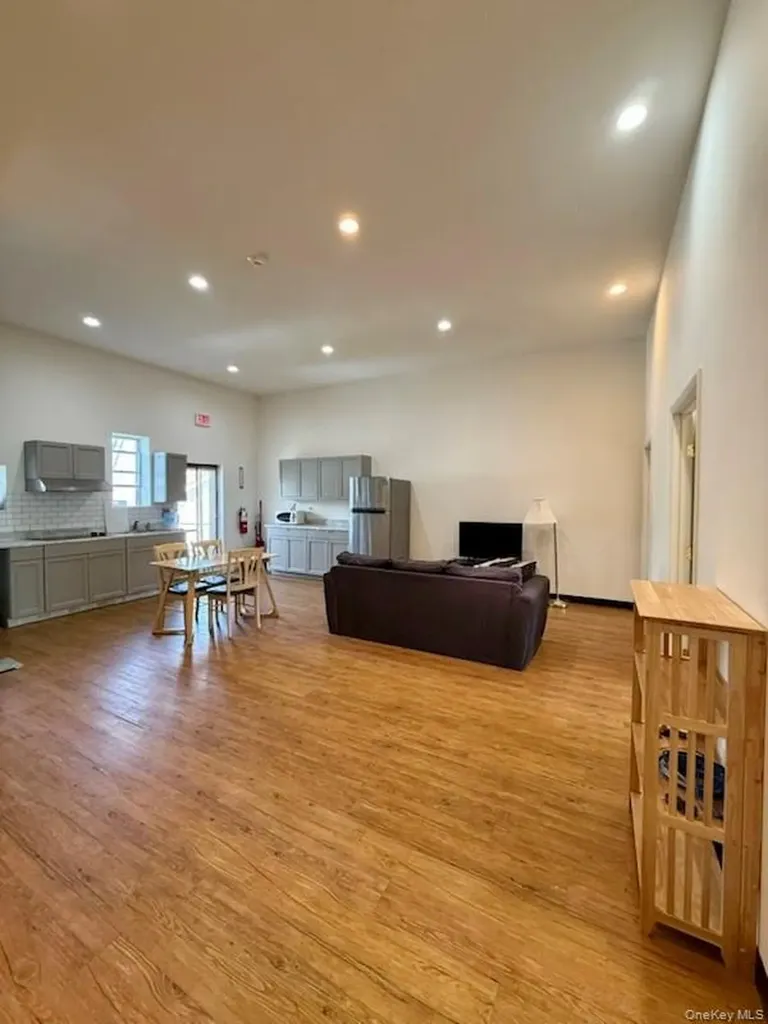 33 W Market Street Red Hook NY 12571