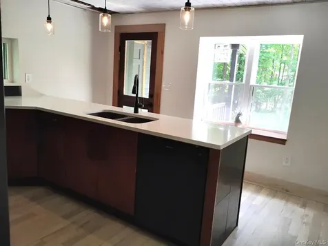 17 Gretna Hill Road Pleasant Valley NY 12569