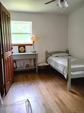 17 Gretna Hill Road Pleasant Valley NY 12569