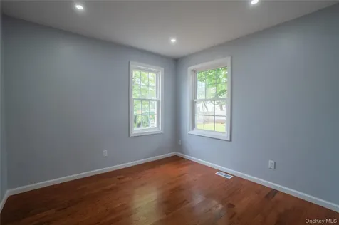 139 Maple Avenue Bethpage NY 11714