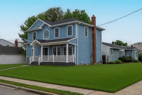 139 Maple Avenue Bethpage NY 11714