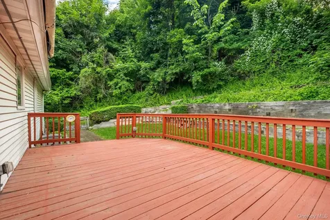 5 Meadowbrook Drive Ossining NY 10562