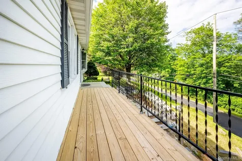 5 Meadowbrook Drive Ossining NY 10562