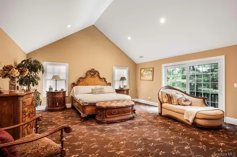 899 Harbor View Road Oyster Bay NY 11771