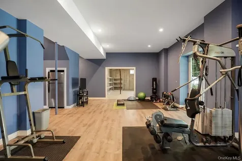 899 Harbor View Road Oyster Bay NY 11771