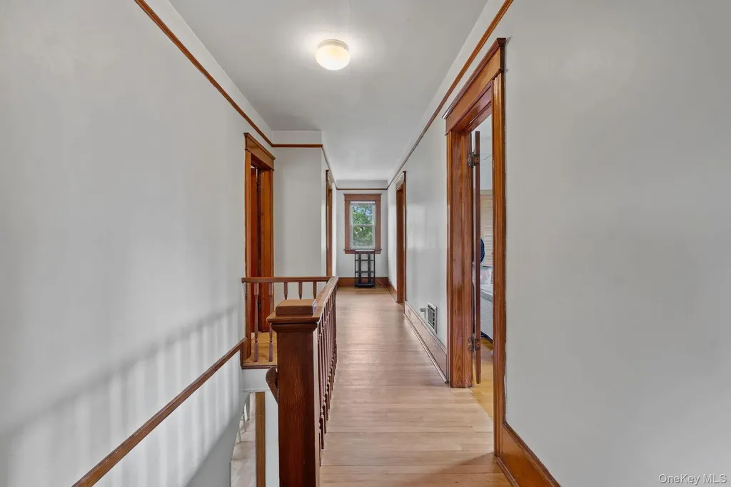 8 Beekman Street Poughkeepsie NY 12601