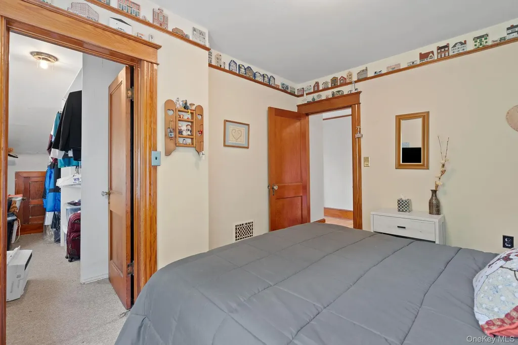 8 Beekman Street Poughkeepsie NY 12601