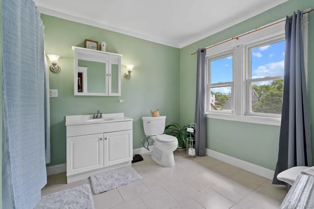 8 Beekman Street Poughkeepsie NY 12601