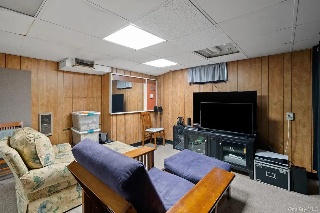 8 Beekman Street Poughkeepsie NY 12601