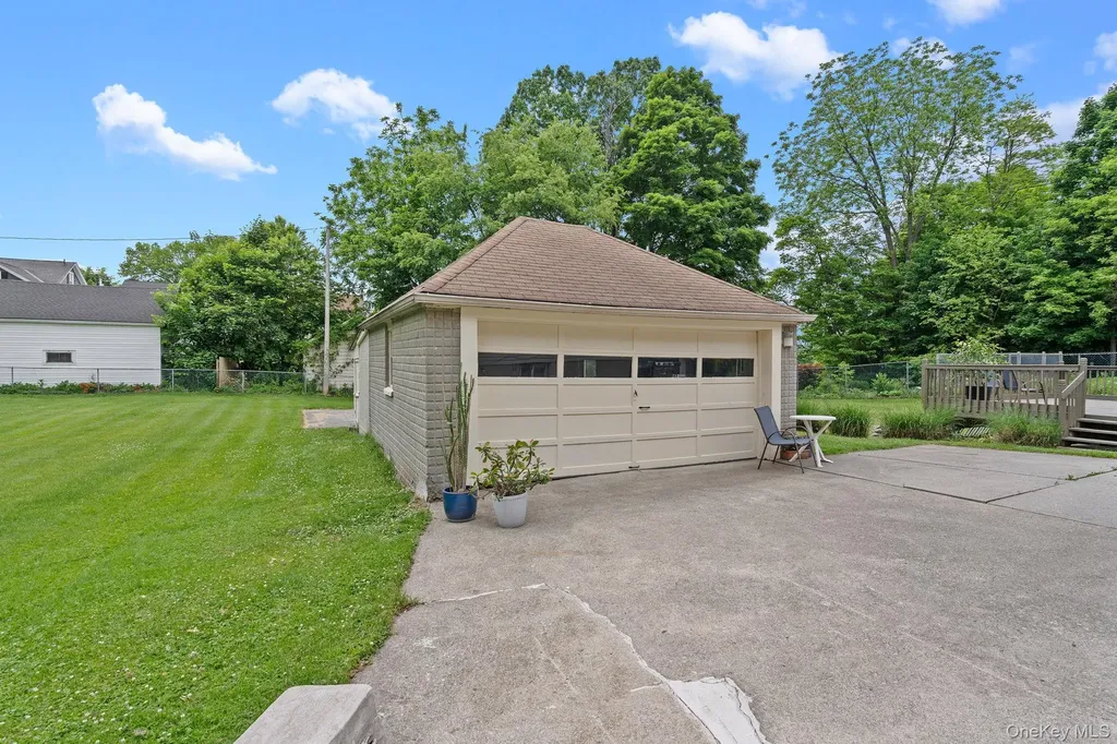 8 Beekman Street Poughkeepsie NY 12601