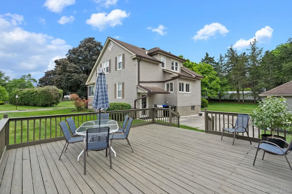 8 Beekman Street Poughkeepsie NY 12601