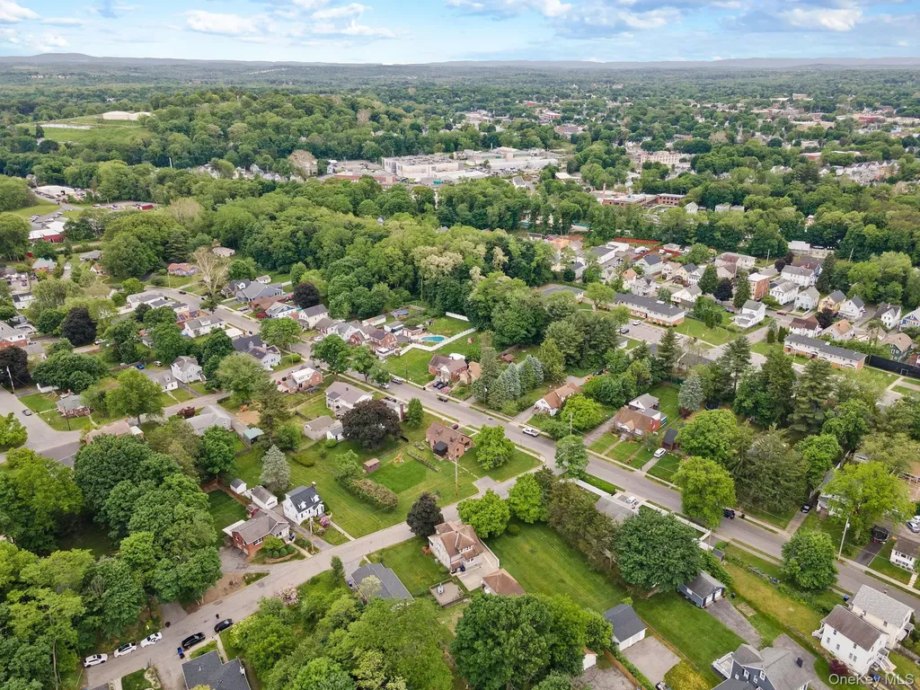 8 Beekman Street Poughkeepsie NY 12601
