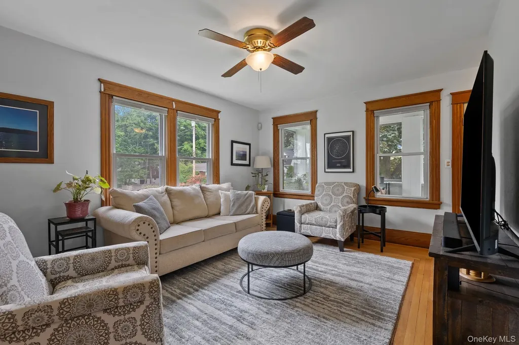 8 Beekman Street Poughkeepsie NY 12601