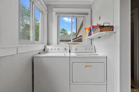 8 Beekman Street Poughkeepsie NY 12601
