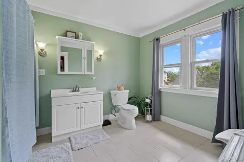 8 Beekman Street Poughkeepsie NY 12601