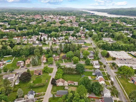 8 Beekman Street Poughkeepsie NY 12601