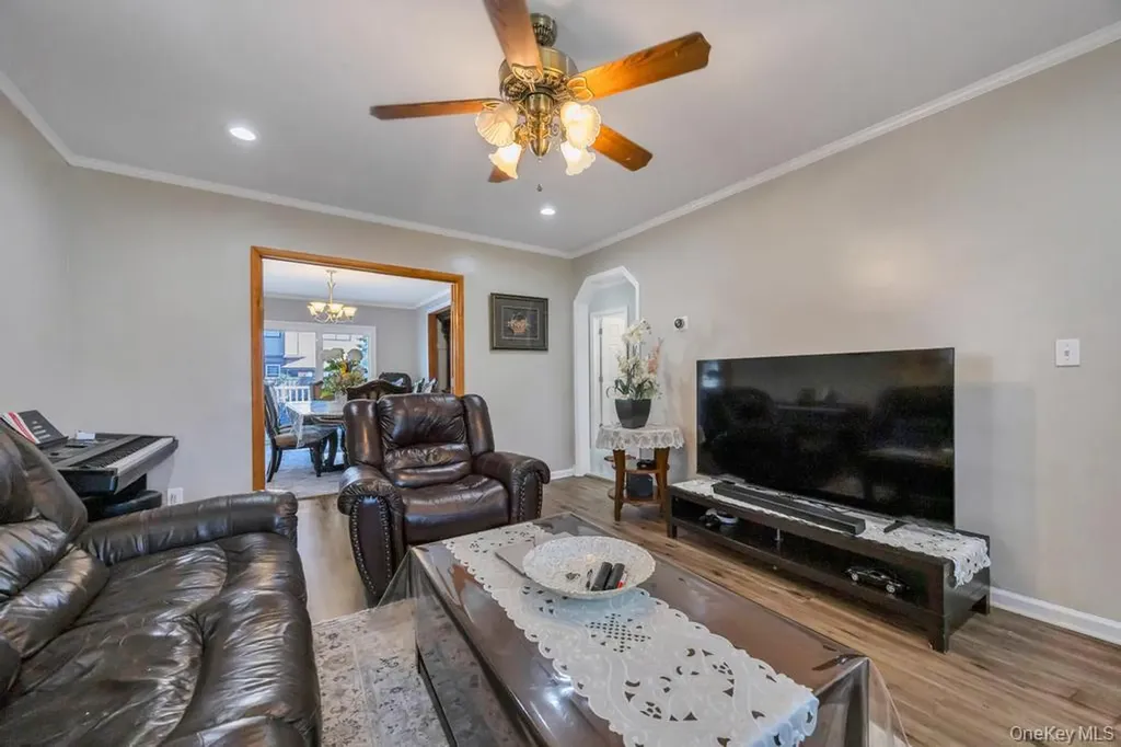 48 Liberty Avenue Mineola NY 11501