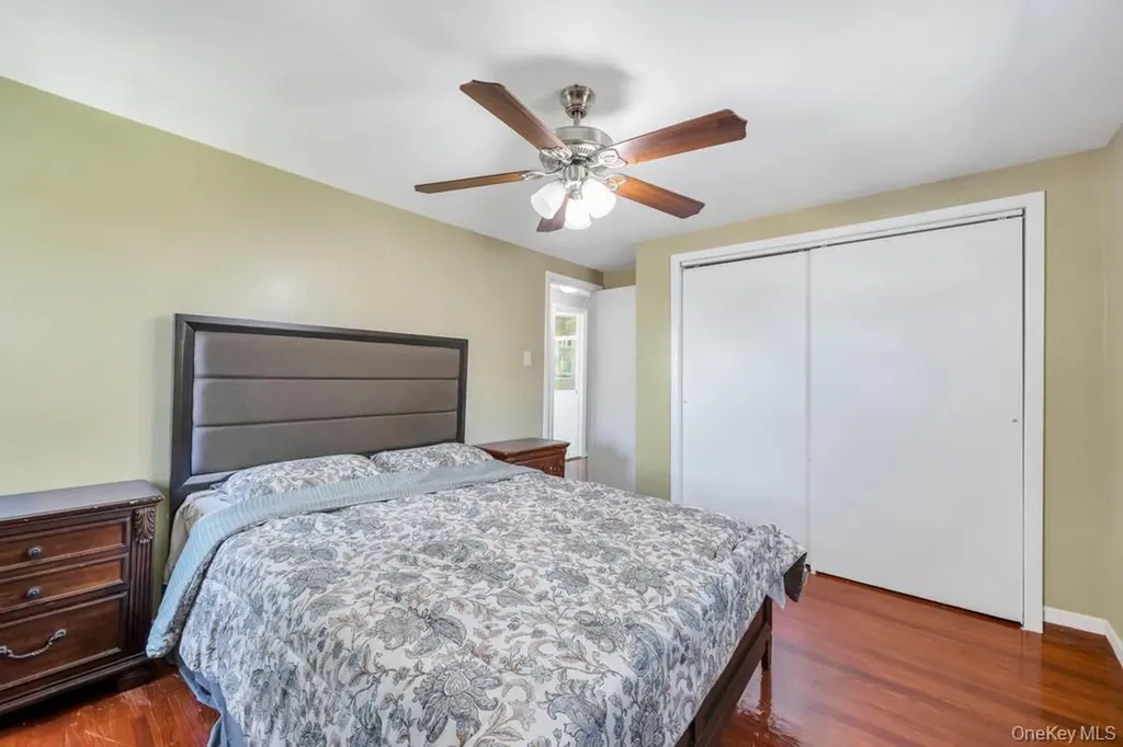 48 Liberty Avenue Mineola NY 11501