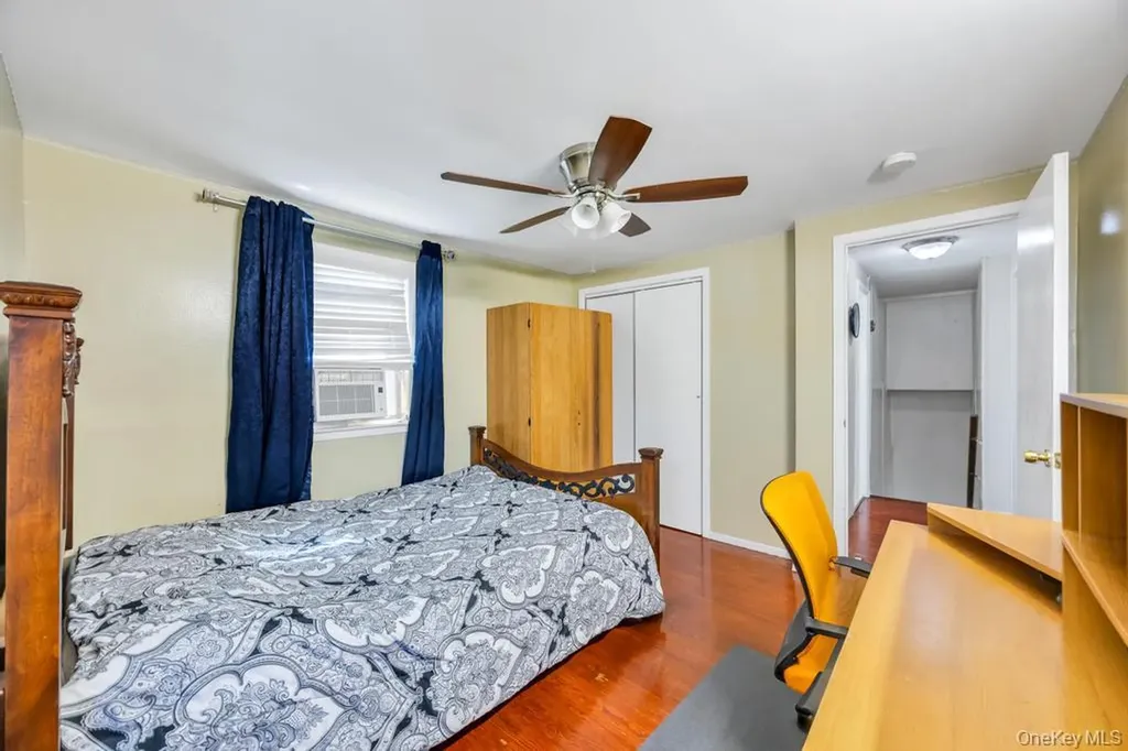 48 Liberty Avenue Mineola NY 11501