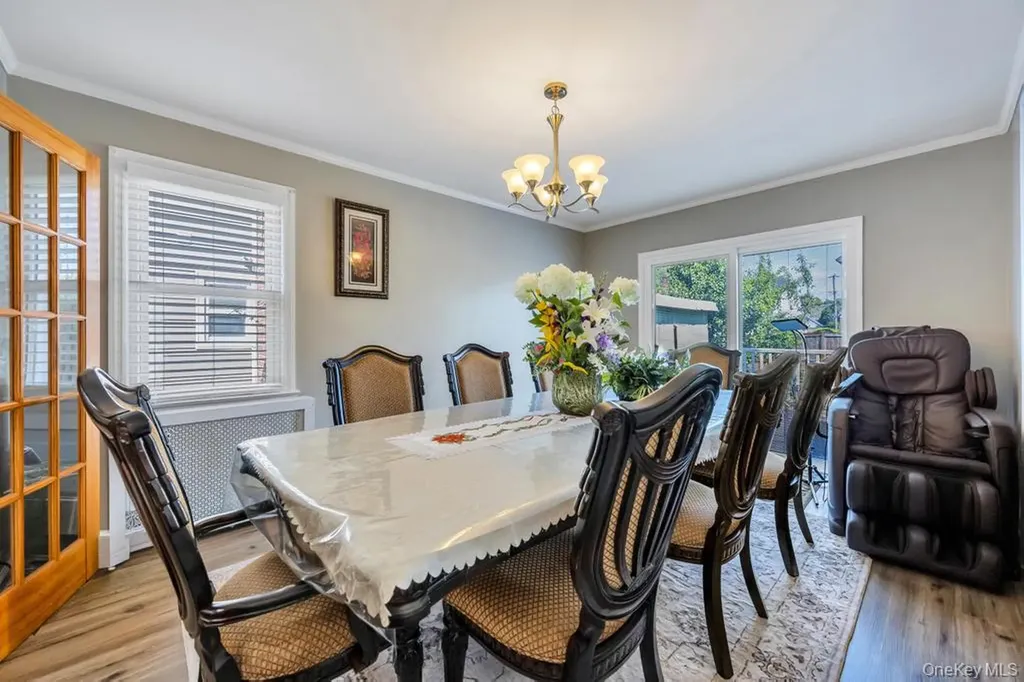 48 Liberty Avenue Mineola NY 11501