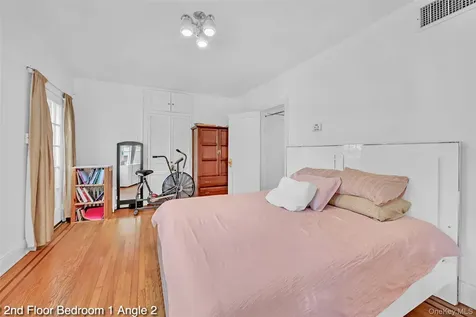 11116 76th Drive Forest Hills NY 11375