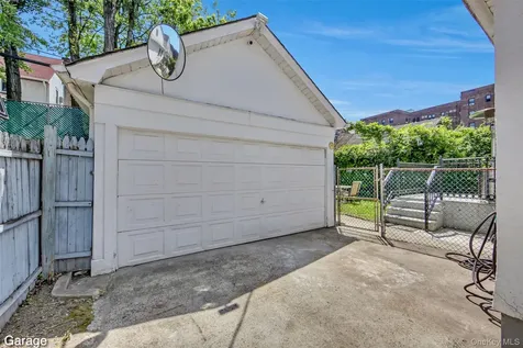 11116 76th Drive Forest Hills NY 11375
