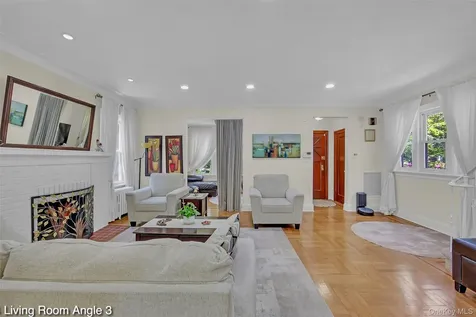 11116 76th Drive Forest Hills NY 11375