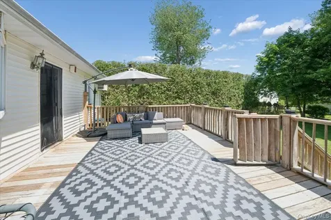2 Debra Lee Court West Nyack NY 10994