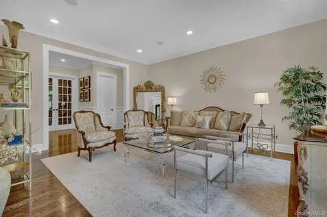 36 Old Field Road Setauket NY 11733