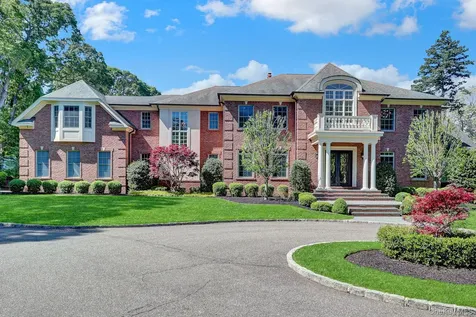 36 Old Field Road Setauket NY 11733