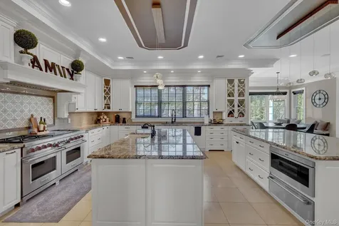 36 Old Field Road Setauket NY 11733