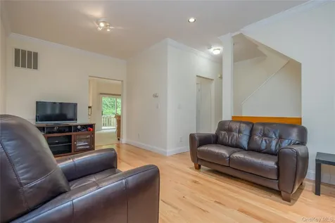138 Foltim Way Congers NY 10920