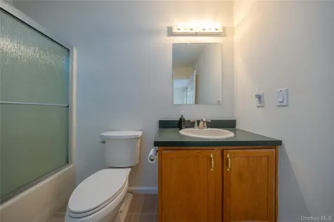 138 Foltim Way Congers NY 10920