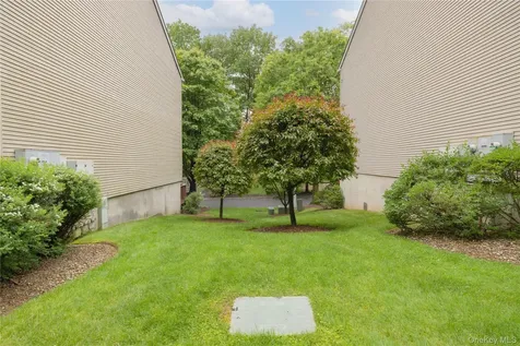 138 Foltim Way Congers NY 10920