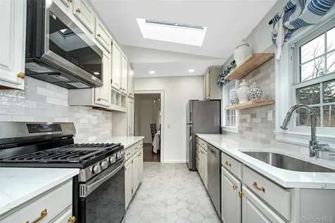 319 Oakland Beach Avenue Rye NY 10580