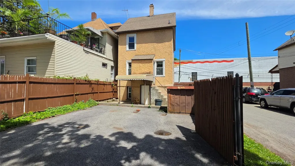 146 Beechwood Avenue New Rochelle NY 10801