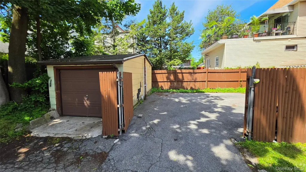 146 Beechwood Avenue New Rochelle NY 10801